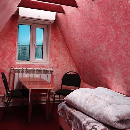ホテル Ecopana Turkistan エクステリア 写真